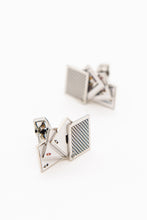 Load image into Gallery viewer, Playing Card Cufflinks