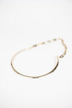 Load image into Gallery viewer, Gold metal chainlink collar necklace