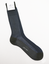 Load image into Gallery viewer, Men&#39;s Dress Socks - Olive